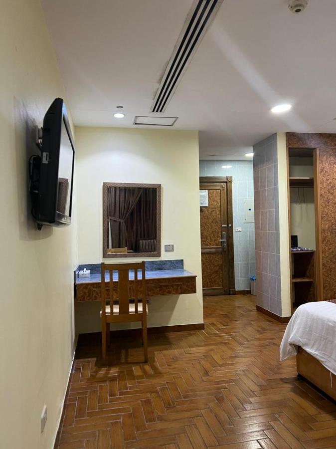Mansour Plaza Hotel Apartments ダンマーム エクステリア 写真