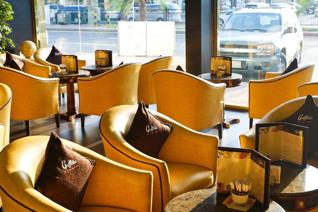 Mansour Plaza Hotel Apartments ダンマーム エクステリア 写真