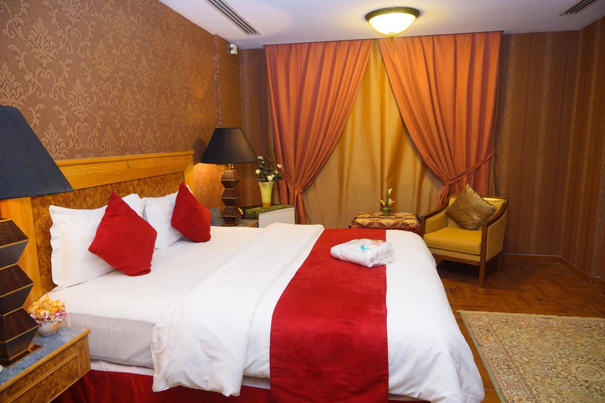 Mansour Plaza Hotel Apartments ダンマーム エクステリア 写真